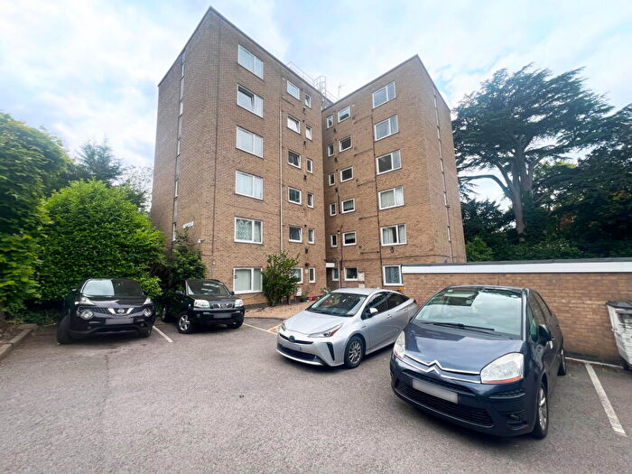 2 Bedroom Flat For Sale In London Road, Leicester, Leicestershire, LE2