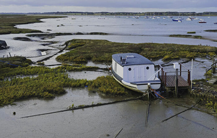1 Bedroom Property For Sale In Creekmoor- Felixstowe Ferry, IP11