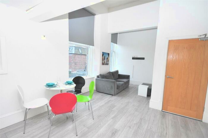 1 Bedroom Flat To Rent In Union Street, Aberdeen, AB11