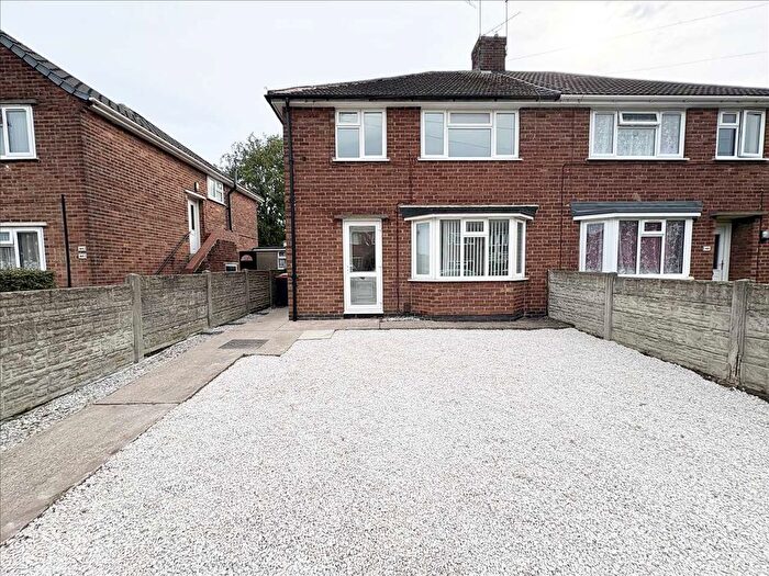 3 Bedroom Semi-Detached House To Rent In Manor Crescent, Kirkby In Ashfield, NG17