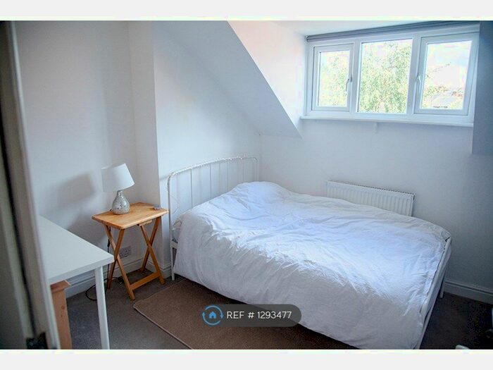 5 Bedroom Terraced House To Rent In School Road, Sheffield S10