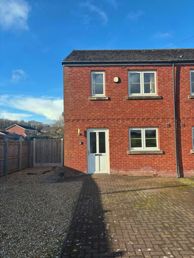 3 Bedroom Semi-Detached House To Rent In Briar Bank, CA3