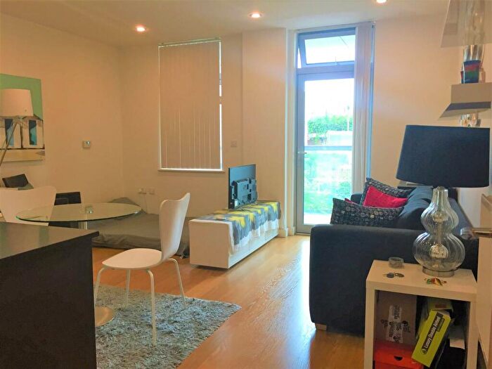Studio To Rent In Caspian Apartments, Limehouse, E14