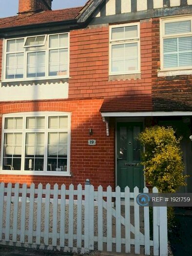 3 Bedroom Terraced House To Rent In Aynscombe Angle, Orpington Kent, BR6