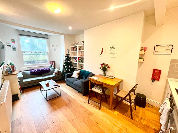 3 Bedroom Flat To Rent In A St. John's Grove, London, N19