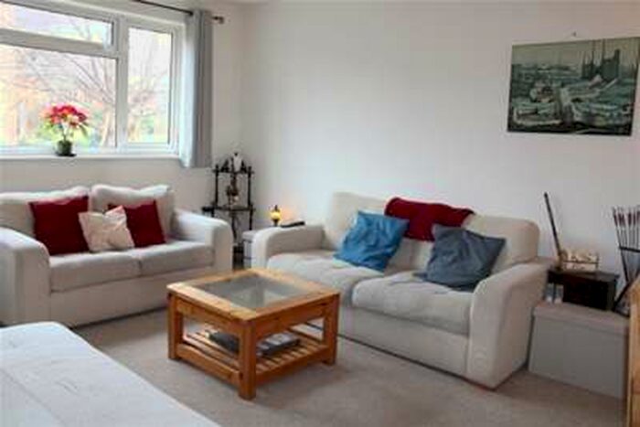 2 Bedroom Maisonette Flat To Rent In Clarence Road, Moseley, B13
