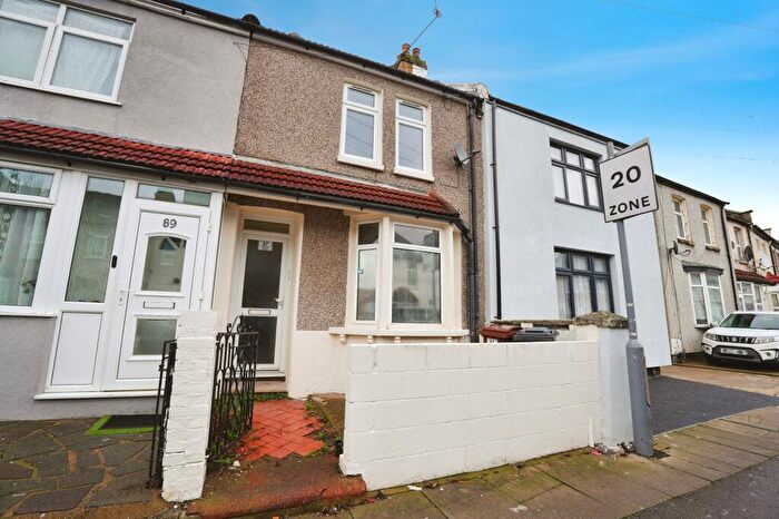 2 Bedroom Terraced House For Sale In Victoria Road, Barking, IG11