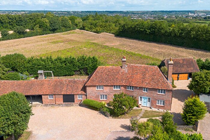 5 Bedroom Farmhouse For Sale In The Farmhouse, Merton Lane, Canterbury, Kent, CT4