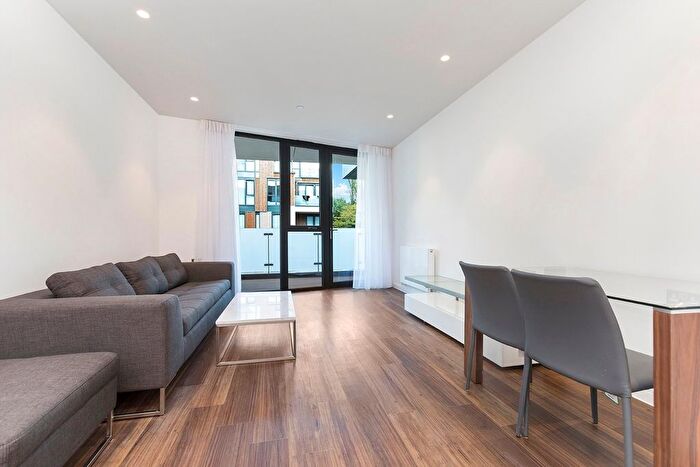 1 Bedroom Flat For Sale In Sitka House, Quebec Way, London, SE16
