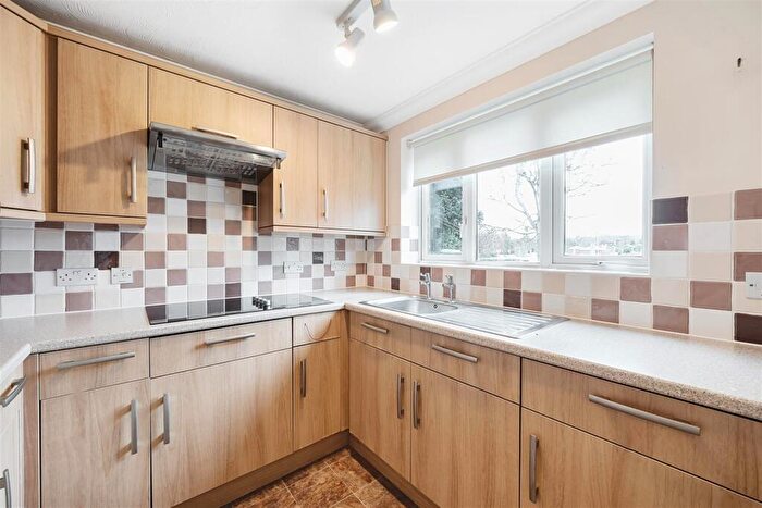 2 Bedroom Retirement Property For Sale In Lord Rosebery Lodge, Epsom, KT18