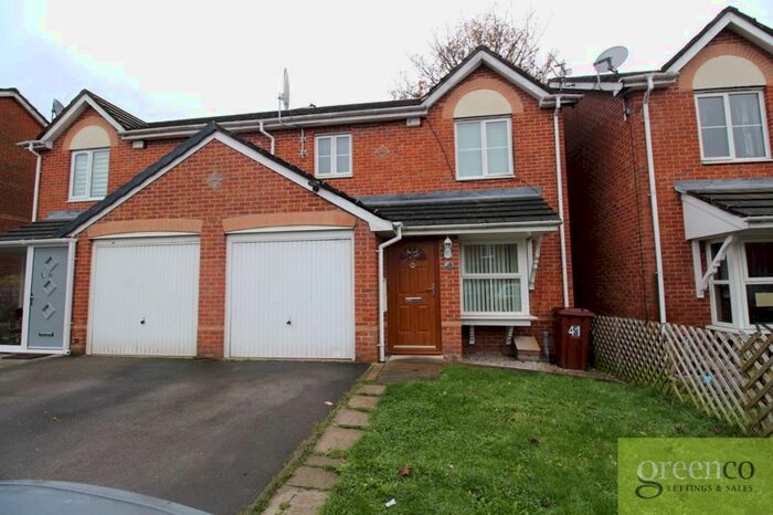 3 Bedroom Semi-Detached House To Rent In Nepaul Road, Blackley, Manchester M9