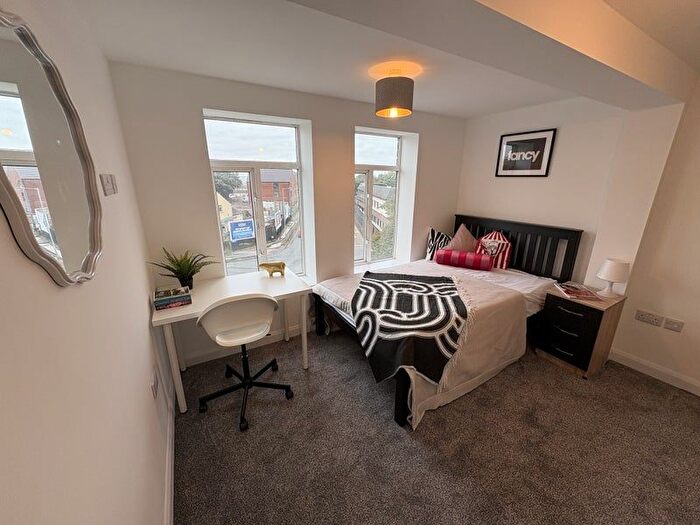2 Bedroom Flat To Rent In A Mill Street, Cannock, WS11