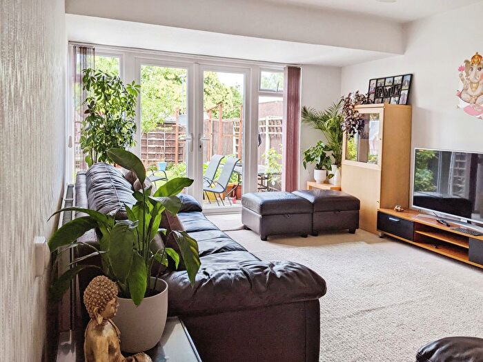 4 Bedroom Property To Rent In Daimler Way, Wallington, SM6