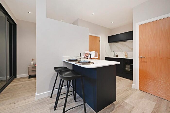 Apartment To Rent In Huttons Buildings, City Centre, S1