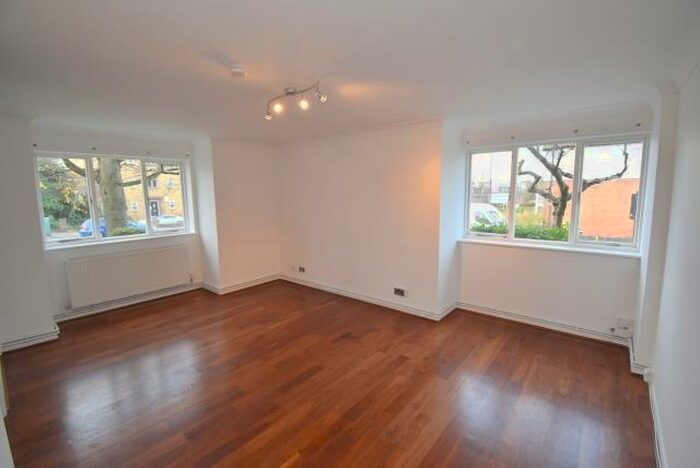 2 Bedroom Flat To Rent In Caroline Close, Muswell Hill, N10