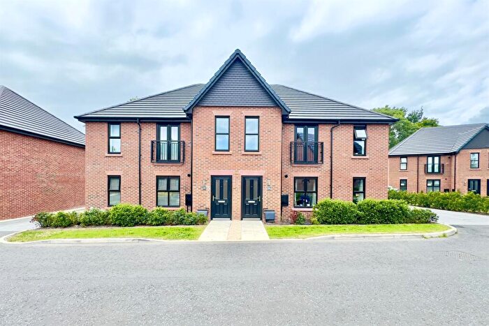 2 Bedroom Apartment For Sale In Summerson Way, Poynton, SK12