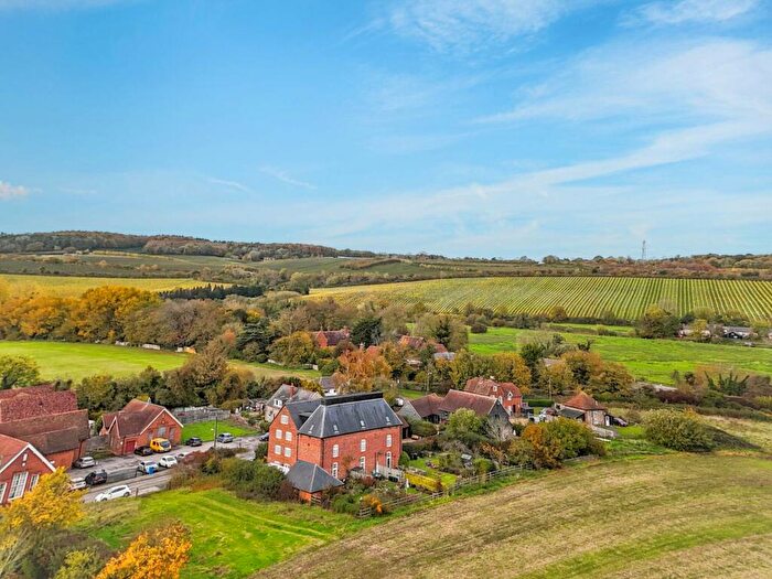 4 Bedroom Semi Detached House For Sale In Deanery Farm Oast, Chartham, CT4