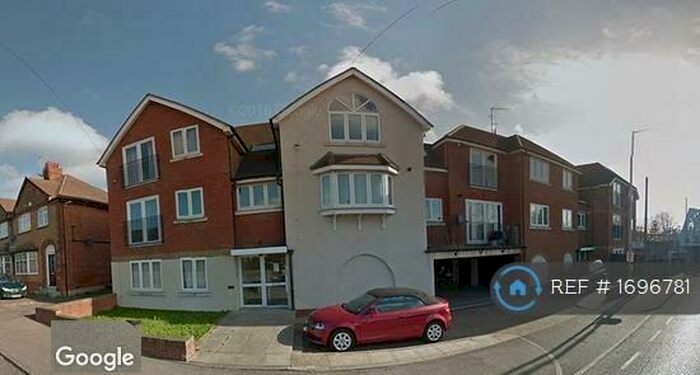 2 Bedroom Flat To Rent In Rickmansworth Road, Northwood, HA6