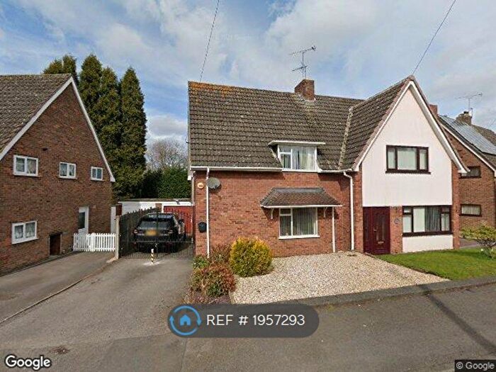 3 Bedroom Semi-Detached House To Rent In Minehead Road, Dudley, DY1