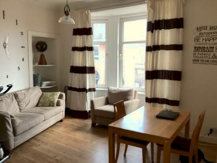 1 Bedroom Flat To Rent In Quarry Street, Hamilton, ML3