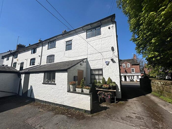 2 Bedroom Apartment To Rent In The Village, Prestbury, Macclesfield, SK10