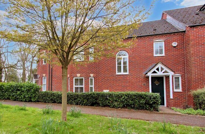 3 Bedroom Terraced House To Rent In Lillymill Chine, Chineham, RG24