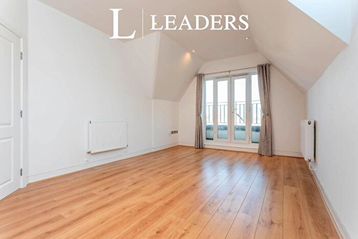 1 Bedroom Apartment To Rent In Ladbroke Road, Redhill, RH1