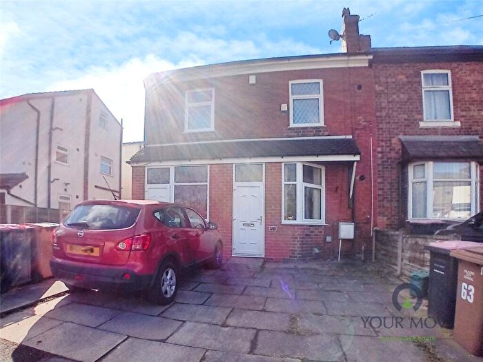 2 Bedroom Flat To Rent In Cromwell Road, Eccles, Manchester, Greater Manchester, M30