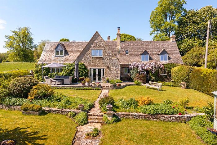 3 Bedroom Detached House For Sale In Sevenhampton, Cheltenham, GL54