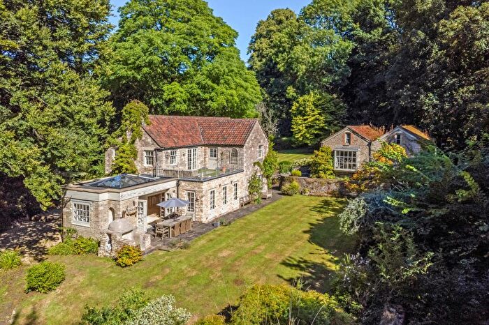 5 Bedroom Detached House For Sale In Dyrham, South Gloucestershire, SN14