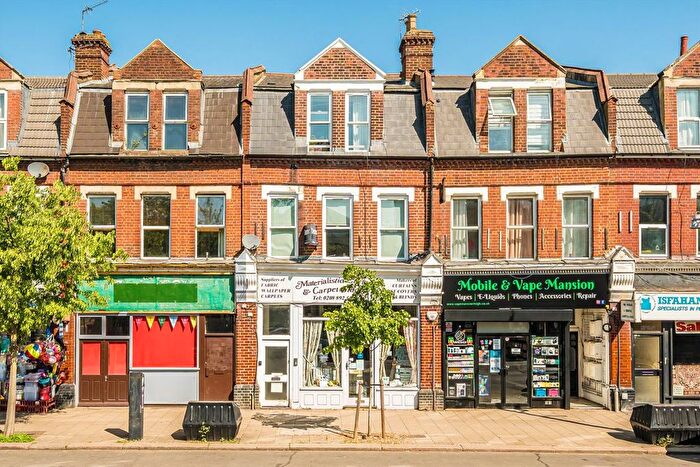 Studio To Rent In Heath Road, Twickenham, TW1