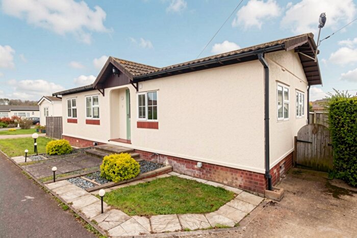 2 Bedroom Park Home For Sale In Village Way, Sunny Mead Orchard, Ashwell, SG7