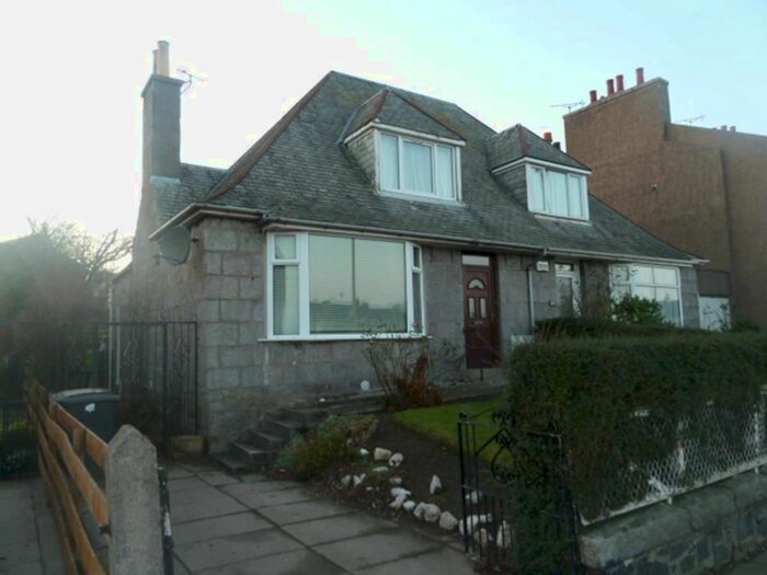 2 Bedroom Semi-Detached House To Rent In Great Northern Road, Aberdeen, AB24