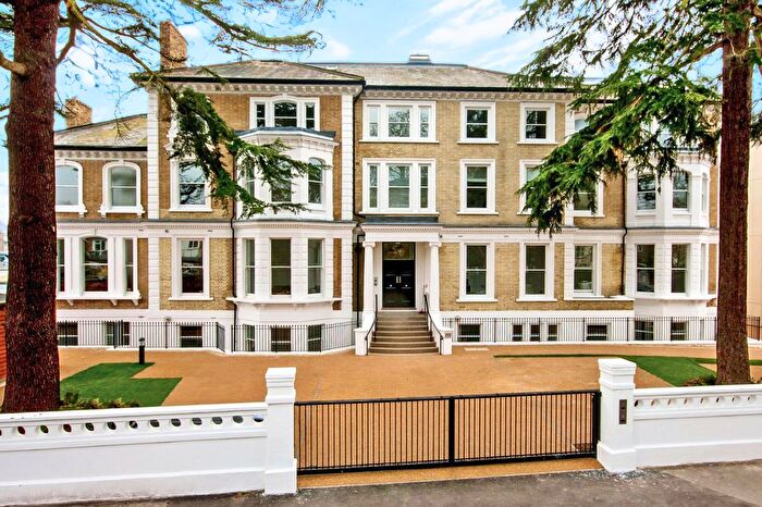 1 Bedroom Flat To Rent In Langley Road, Surbiton, KT6