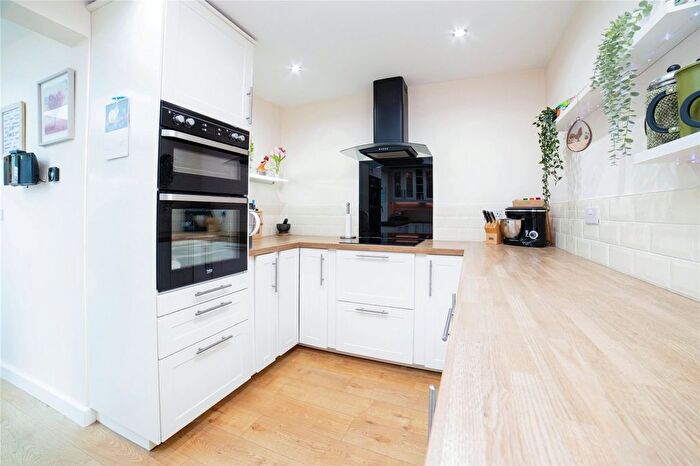 3 Bedroom Bungalow For Sale In Felton Avenue, Mansfield, Nottinghamshire, NG19