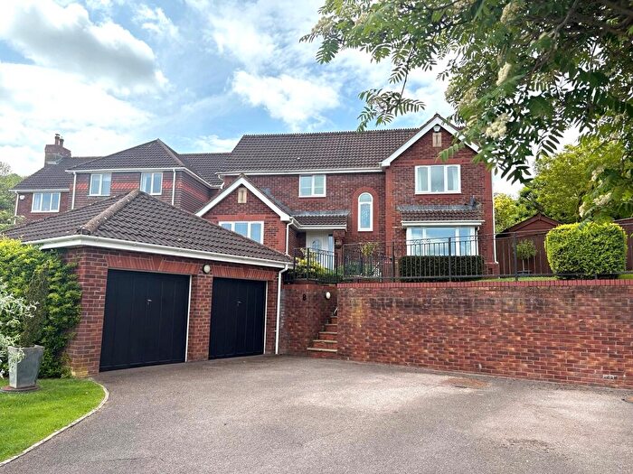 4 Bedroom Detached House For Sale In Upland Chase, Honiton, EX14