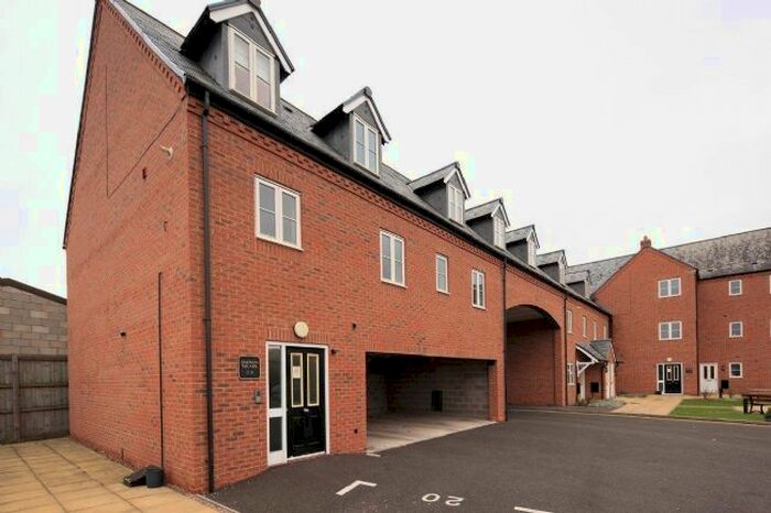 2 Bedroom Flat To Rent In Simpson Square, St. Michaels Street, Shrewsbury SY1