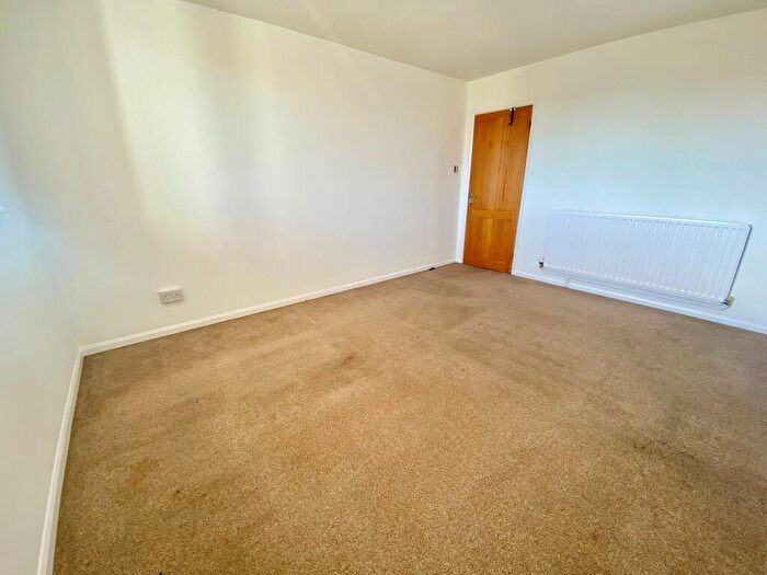 2 Bedroom Flat To Rent In Bourne Pines, Christchurch Road, Bournemouth, BH1