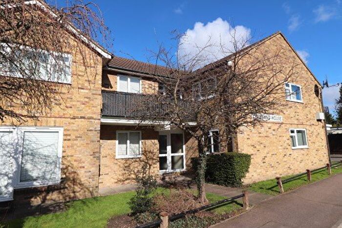 1 Bedroom Flat To Rent In Firsgrove Road, Brentwood, CM14