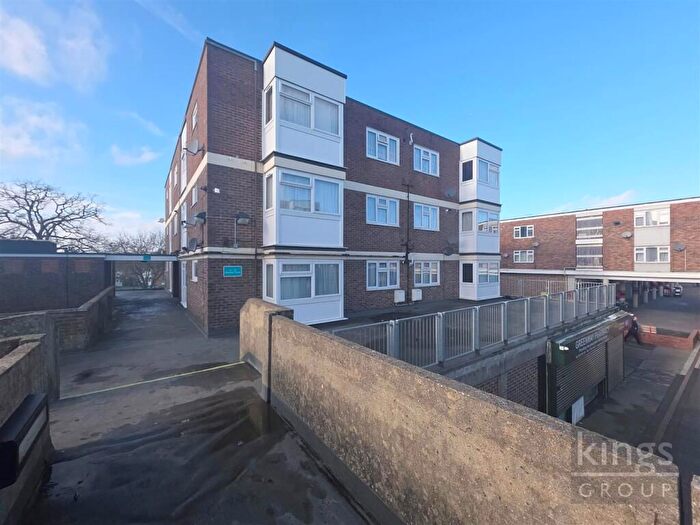 2 Bedroom Flat For Sale In Bush Fair, Harlow, CM18