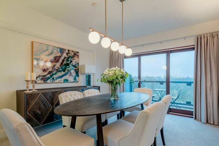 4 Bedroom Apartment To Rent In Park Road, St. John's Wood, NW8