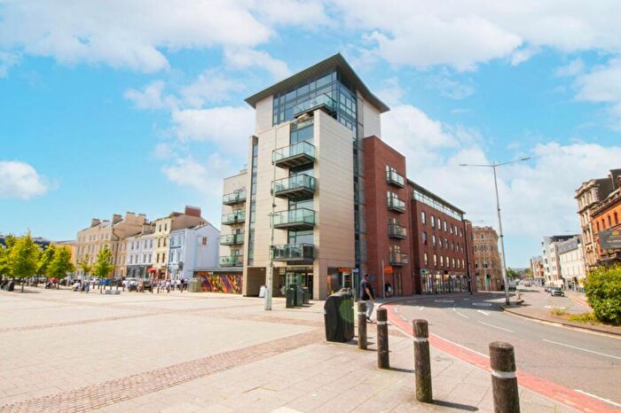2 Bedroom Apartment For Sale In Quayside, Bute Crescent, Cardiff, CF10
