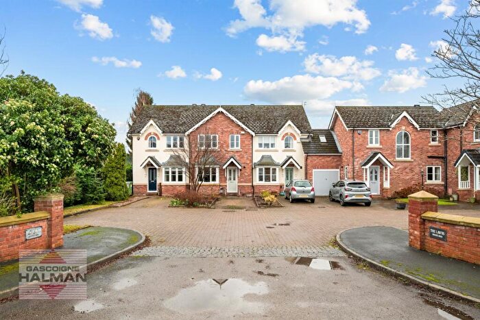 3 Bedroom Mews For Sale In The Lawns, Wilmslow, SK9
