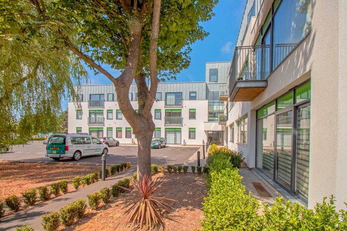 Studio To Rent In Vale Road, Portslade, Brighton, BN41