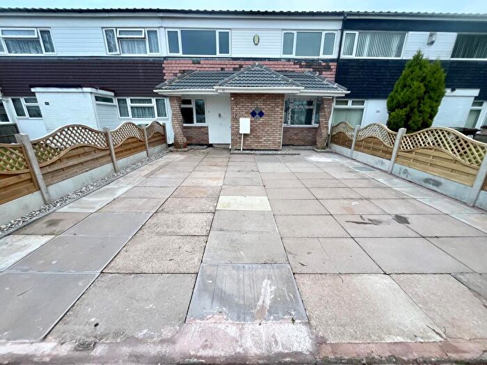 3 Bedroom Terraced House To Rent In Poplar Avenue, Chelmsley Wood, B37