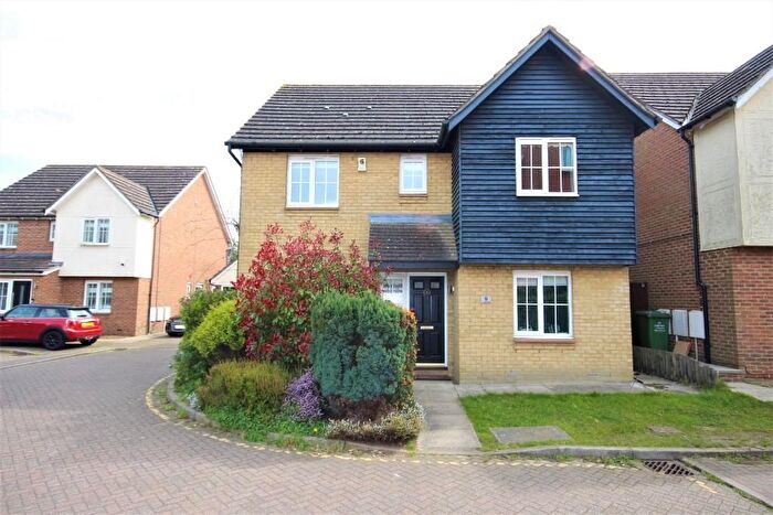 4 Bedroom Property To Rent In Coulter Mews, Billericay, CM11