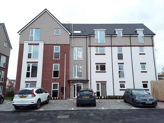1 Bedroom Flat To Rent In Anton Close, Rugby, CV21