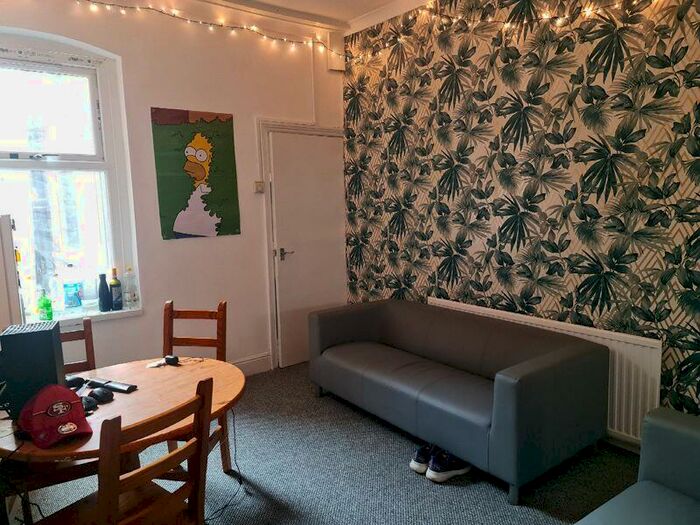 3 Bedroom Terraced House To Rent In North Road, Selly Oak, Birmingham, B29