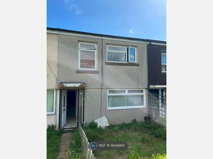 3 Bedroom Terraced House To Rent In Strathy Close, Reading, RG30