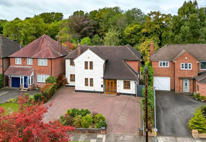 4 Bedroom Detached House For Sale In Grassmoor Road, Birmingham, B38